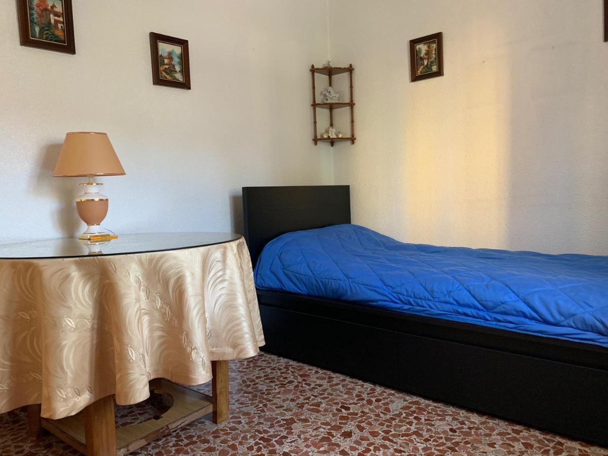 Apartments Plaza De Las Escuelas Аликанте Экстерьер фото